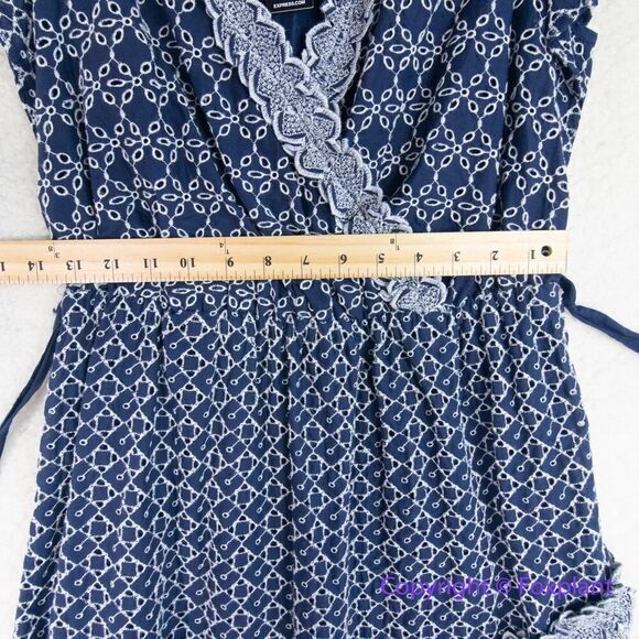 New! Express Eyelet Faux Wrap Dress Blue‎ White Short Sleeve Casual, S - Picture 9 of 16
